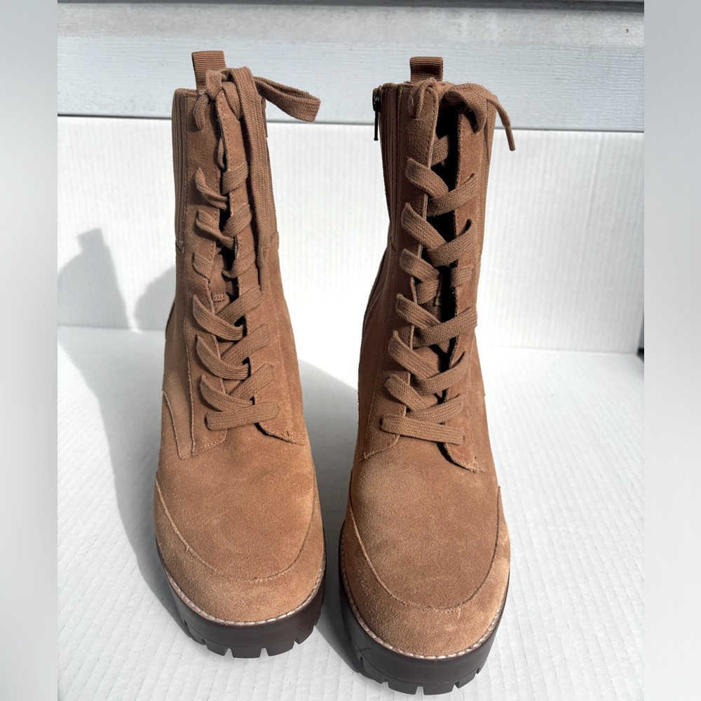 Deltan Sophie suede combat |chunky soles | hiker booties size 10M color chestnut